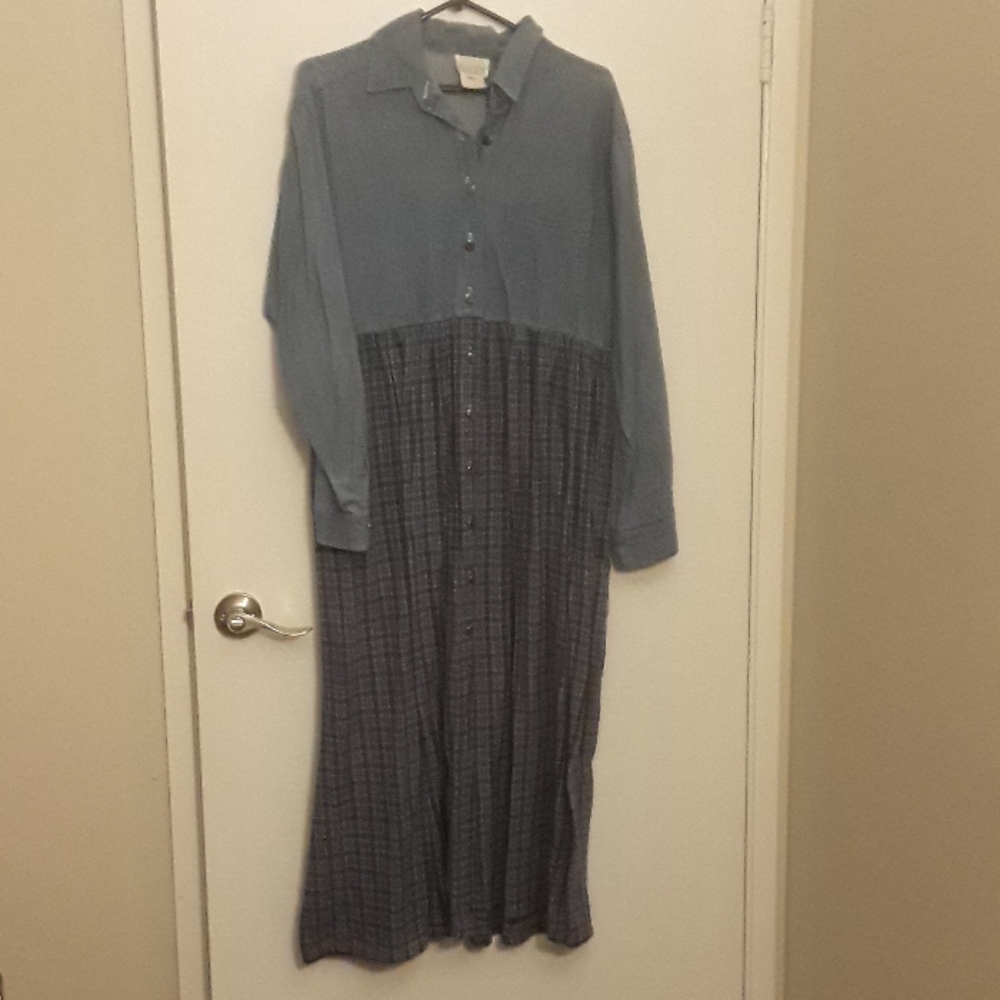 MODA International dress